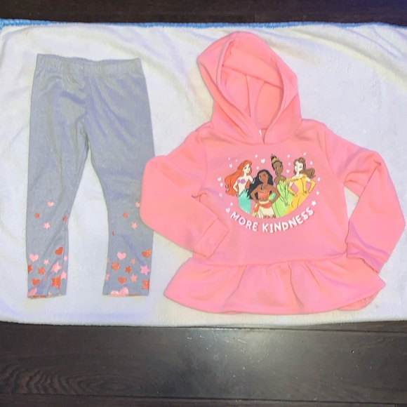 Matching Disney Princess outfit! Size 4T - Picture 1 of 5